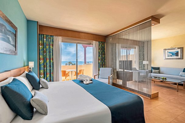 Elba Carlota Beach & Golf Resort - Wohnbeispiel Juniorsuite Meerblick (Zimmercodierungen JBM & JI1)