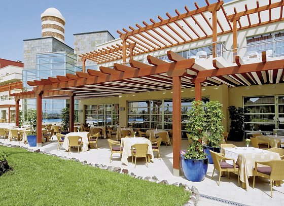 Elba Carlota Beach & Golf Resort