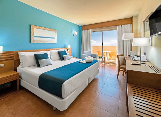 Elba Carlota Beach & Golf Resort - Wohnbeispiel Doppelzimmer Deluxe Prestige seitl. Meerblick (Zimmercodierung DDN)