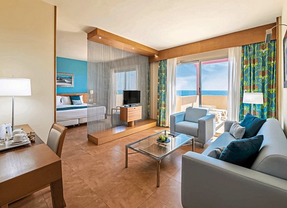 Elba Carlota Beach & Golf Resort - Wohnbeispiel Juniorsuite Meerblick (Zimmercodierungen JBM & JI1)