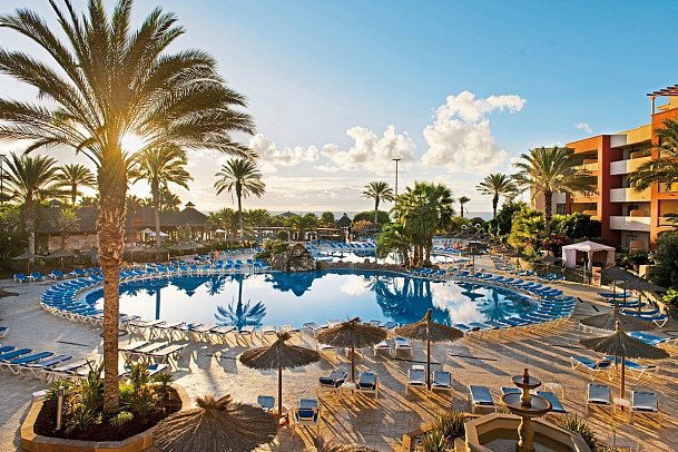 Elba Carlota Beach & Golf Resort