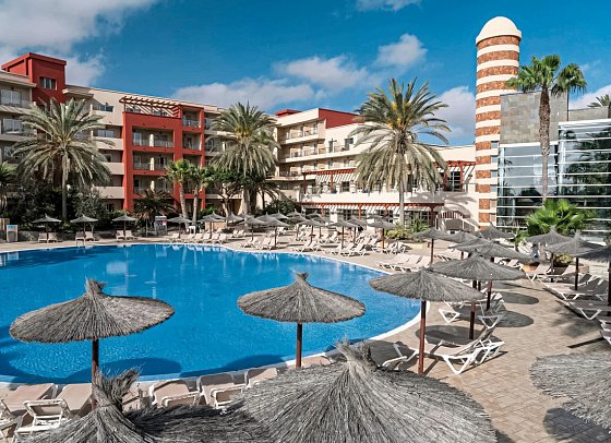 Elba Carlota Beach & Golf Resort