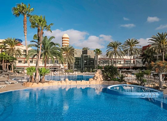 Elba Carlota Beach & Golf Resort