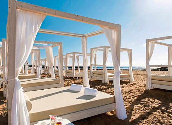 Elba Carlota Beach & Golf Resort