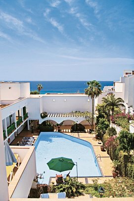 Aparthotel Esquinzo Y Monte del Mar