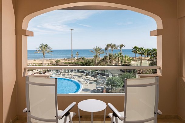 Elba Sara Beach & Golf Resort