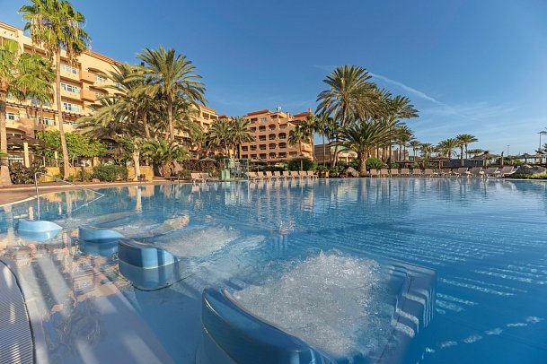 Elba Sara Beach & Golf Resort