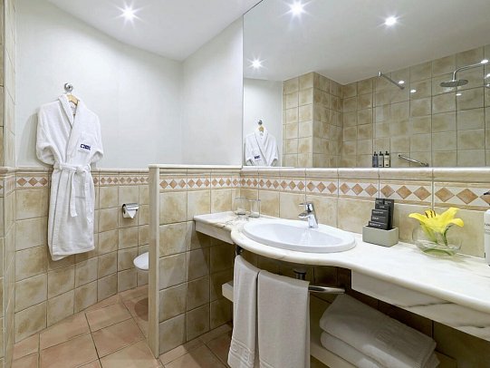 H10 Playa Esmeralda - Wohnbeispiel Juniorsuite (Zimmercodierung JBN)