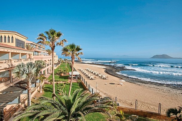 Secrets Bahía Real Resort & Spa