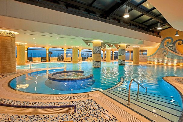 Secrets Bahía Real Resort & Spa