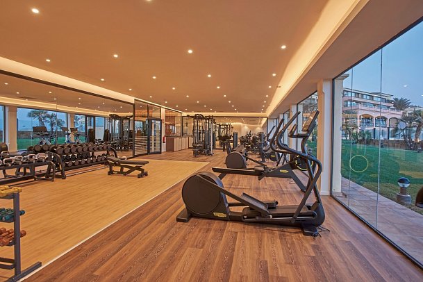 Secrets Bahía Real Resort & Spa