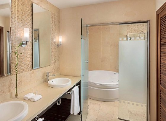 Sheraton Fuerteventura Beach, Golf & Spa Resort - Wohnbeispiel Juniorsuite Premium (Zimmercodierungen JMG & JMM)