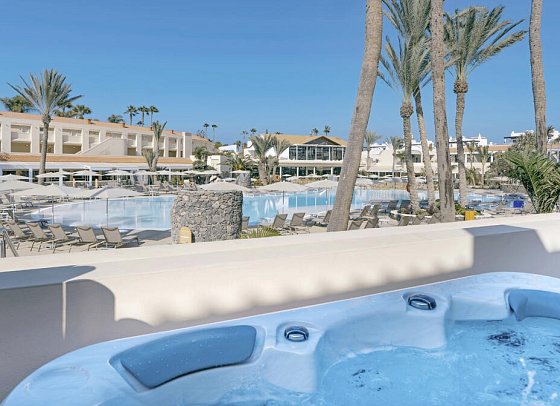 HD Lobos Natura Fuerteventura - Wohnbeispiel Premier Kids Suite Poolblick (Zimmercodierung WBP)