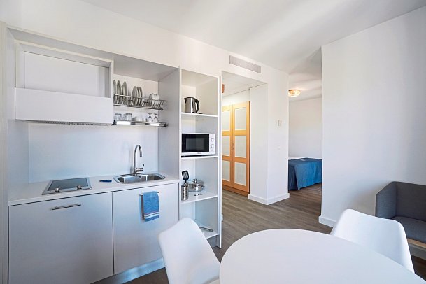 Playitas Hotel - Wohnbeispiel Juniorsuite mit Küchenzeile (Zimmercodierung JB2)