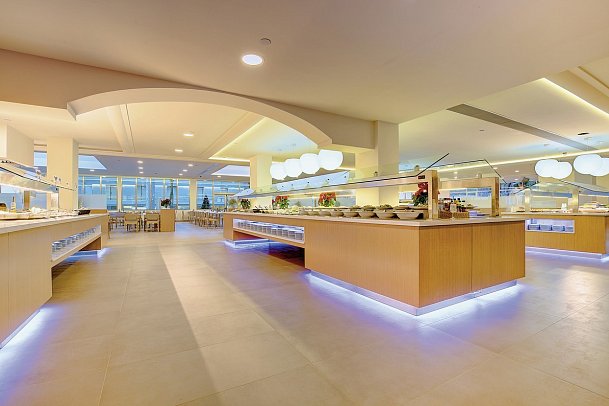 SBH Monica Beach Resort