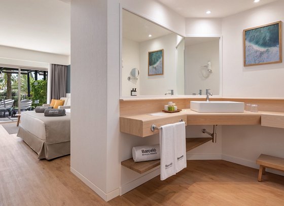 Barceló Fuerteventura Mar - Wohnbeispiel Doppelzimmer Deluxe mit Whirlpool (Zimmercodierung DD2)