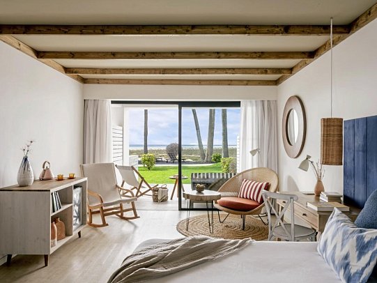 Zel Fuerteventura - Wohnbeispiel Juniorsuite Zel mit Garten (Zimmercodierungen JB1 & JB2)