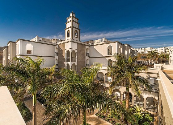 Royal Palm Resort & Spa