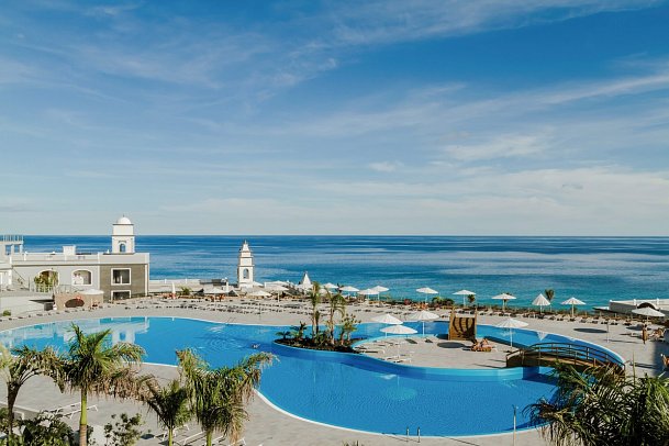 Royal Palm Resort & Spa