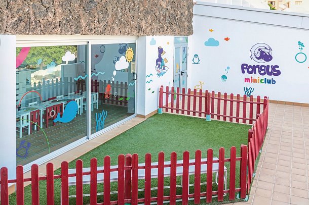 FERGUS Cactus Garden