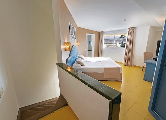 Club Hotel Drago Park by Pierre & Vacances - Wohnbeispiel Familienzimmer Poolblick (Zimmercodierung FBP)