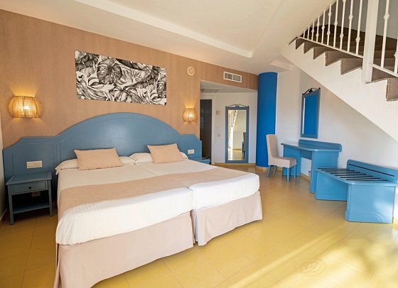 Club Hotel Drago Park by Pierre & Vacances - Wohnbeispiel Familienzimmer Poolblick (Zimmercodierung FBP)