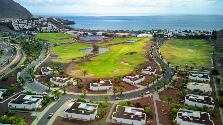 Playitas Villas