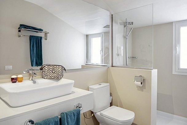 Playa Park Zensation - Wohnbeispiel Doppelzimmer Poolseite (Zimmercodierungen DB2 & DB1)