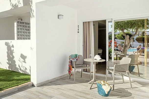 Playa Park Zensation - Wohnbeispiel Juniorsuite Terrasse (Zimmercodierung JB2)