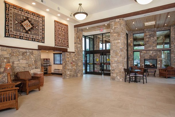 Red Feather Lodge