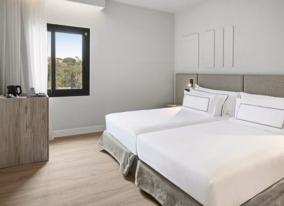 Meliá Lloret de Mar - Wohnbeispiel Doppelzimmer Premium Gartenblick (Zimmercodierungen DMG & DM3)