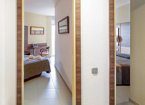 AQUA Hotel Aquamarina & SPA - Wohnbeispiel Familienzimmer (Zimmercodierung FB1)