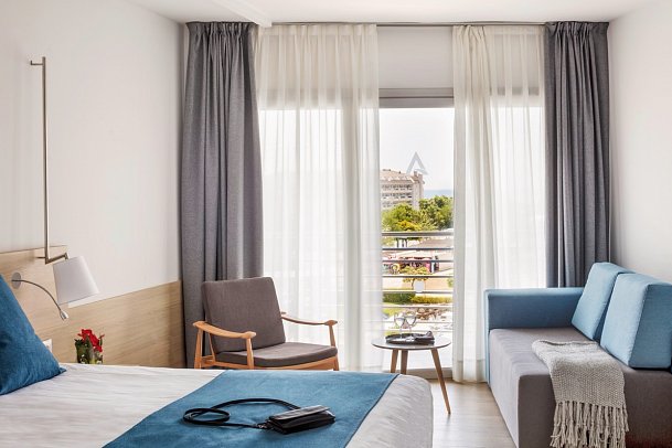 AQUA Hotel Onabrava & Spa - Wohnbeispiel Doppelzimmer Premium Poolblick (Zimmercodierung DM1)