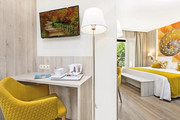 Sumus Hotel Stella & Spa - Wohnbeispiel Doppelzimmer Superior (Zimmercodierung DS1)