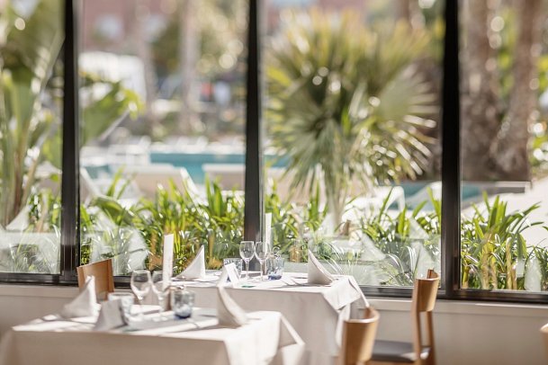 AQUA Hotel Silhouette & Spa