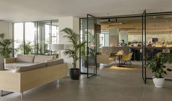 AQUA Hotel Silhouette & Spa