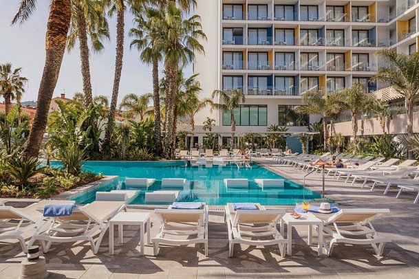 AQUA Hotel Silhouette & Spa