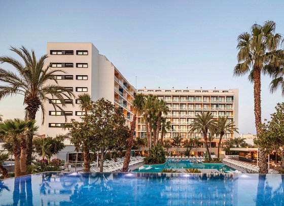 AQUA Hotel Silhouette & Spa
