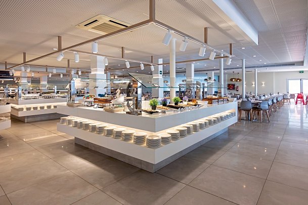 Golden Taurus Aquapark Resort