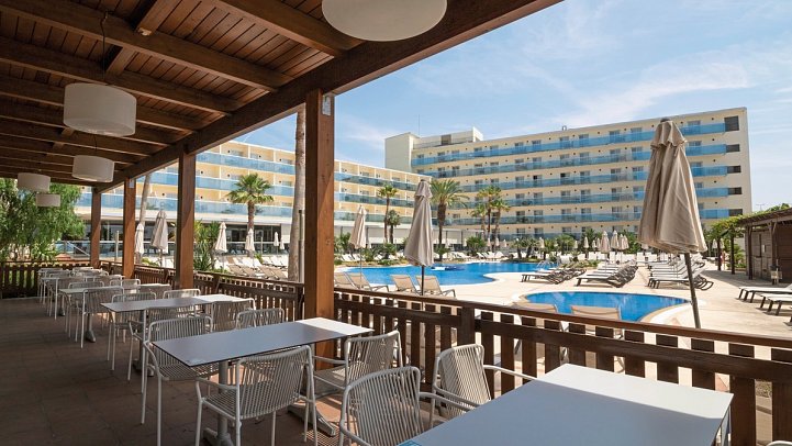 Golden Taurus Aquapark Resort