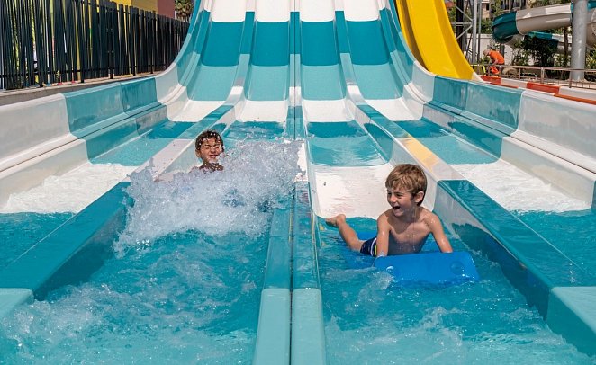 Golden Taurus Aquapark Resort