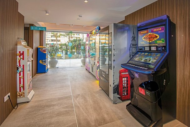 Golden Taurus Aquapark Resort