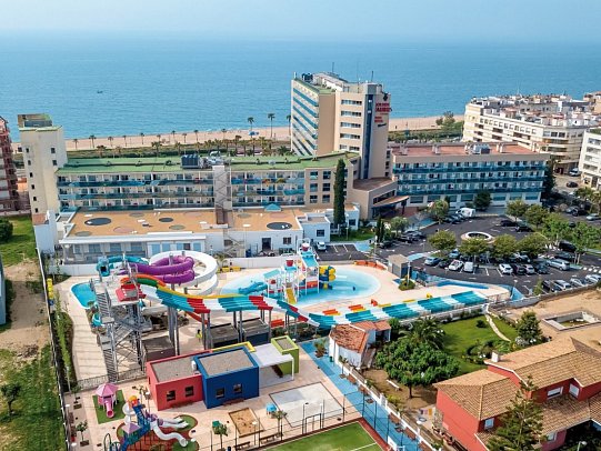 Golden Taurus Aquapark Resort