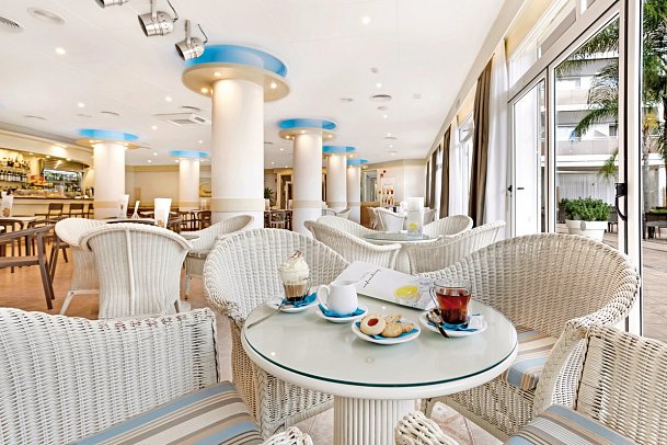 Sumus Hotel Monteplaya