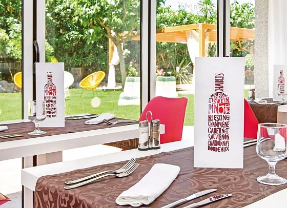 Sumus Hotel Monteplaya