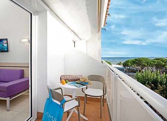 Sumus Hotel Monteplaya - Balkonbeispiel Doppelzimmer Komfort (Zimmercodierung DF1)