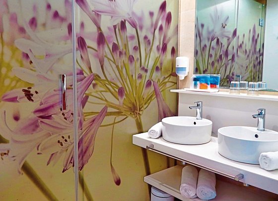 Sumus Hotel Monteplaya - Badbeispiel Doppelzimmer Komfort (Zimmercodierung DF1)