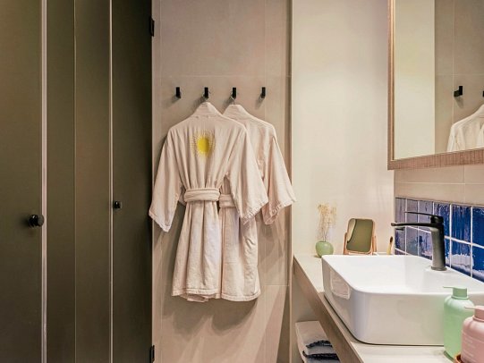 Zel Costa Brava - Badbeispiel Juniorsuite Typ Zel (Zimmercodierungen JB1, JB2, JB3 & JBM)