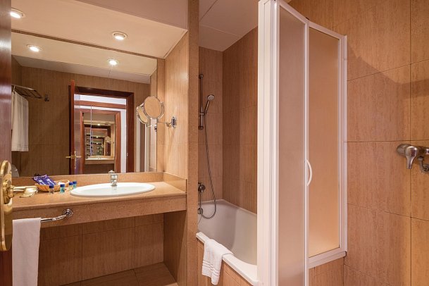 htop Amaika Adults Only - Badbeispiel Doppelzimmer (Zimmercodierung DB1)