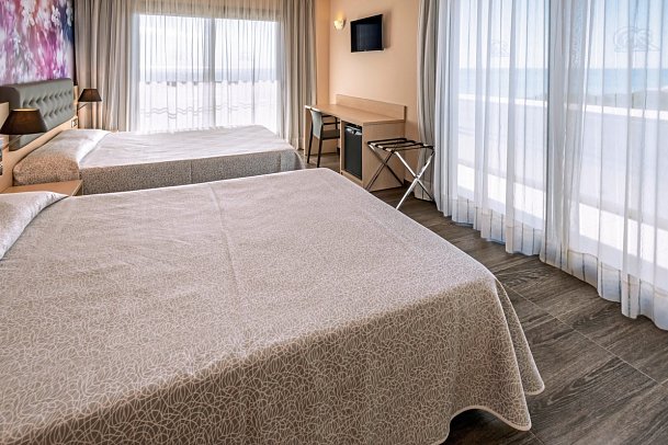 Tropic Park - Wohnbeispiel Familienzimmer (Zimmercodierung FB1)